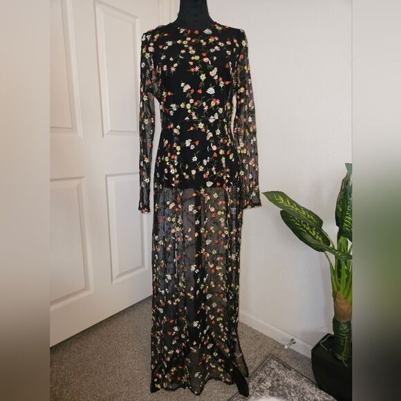 Floral Long Sleeve Black Dress - Picture 4 of 9